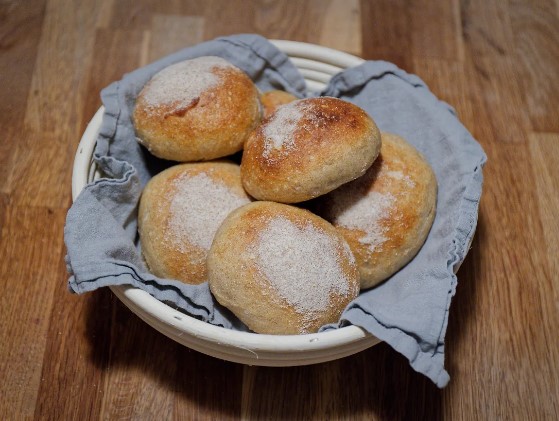 Nordic Baking – Scandinavian Breakfast Rolls (Frallor)